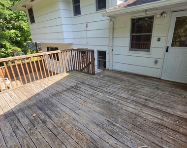 124 Forshay Road - Photo Thumbnail 2