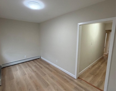 14 Perkal Street - Photo Thumbnail 3