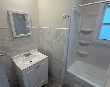14 Perkal Street - Photo Thumbnail 10