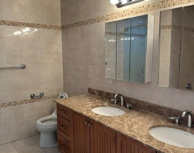 125 E Broadway - Photo Thumbnail 30