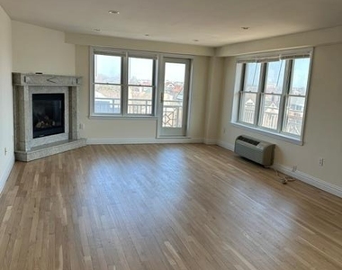 125 E Broadway - Photo Thumbnail 44