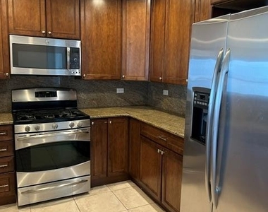 125 E Broadway - Photo Thumbnail 38