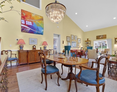17 Deforest Drive - Photo Thumbnail 7