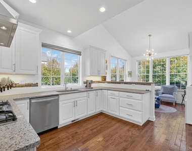 17 Deforest Drive - Photo Thumbnail 13
