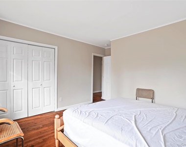 28 Sprain Valley Road - Photo Thumbnail 14
