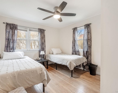 149 David Whites Lane - Photo Thumbnail 6