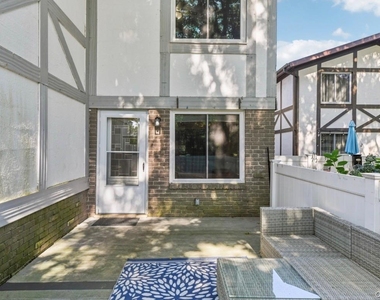598 Blue Ridge Drive - Photo Thumbnail 23
