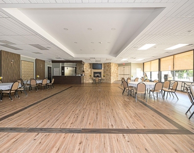 598 Blue Ridge Drive - Photo Thumbnail 9