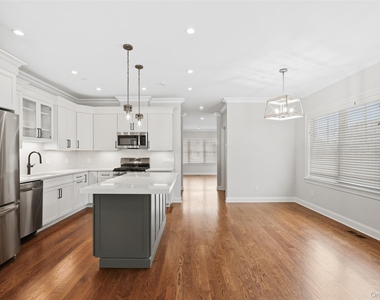 124-b Maple Avenue - Photo Thumbnail 4