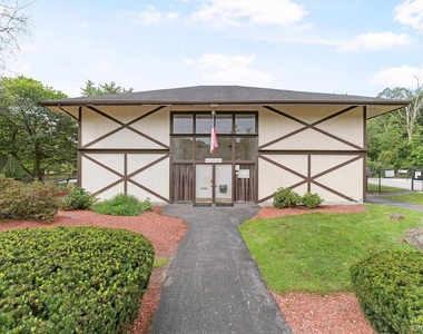 14 Scarborough Lane - Photo Thumbnail 11