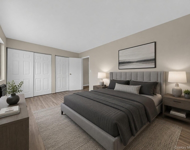 14 Scarborough Lane - Photo Thumbnail 7
