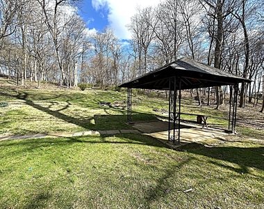 8 Ridge Street - Photo Thumbnail 34