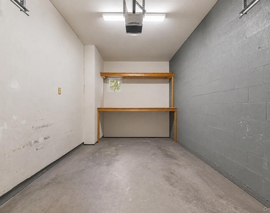 1180 E. Broadway - Photo Thumbnail 20