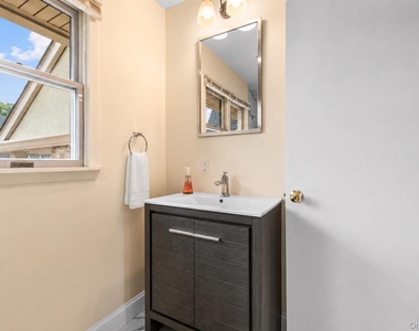 1180 E. Broadway - Photo Thumbnail 13