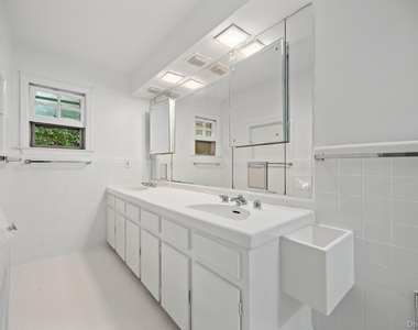 98 Brookby Road - Photo Thumbnail 13
