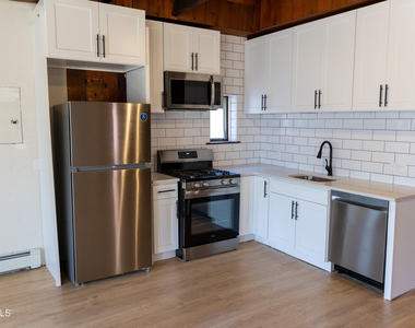 11 Jefferson Street - Photo Thumbnail 1