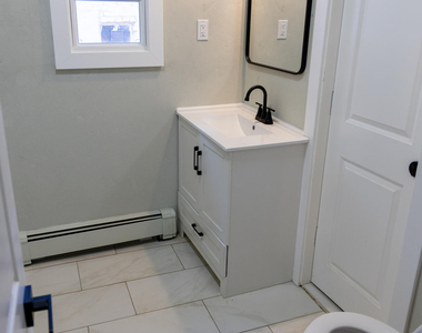 11 Jefferson Street - Photo Thumbnail 7