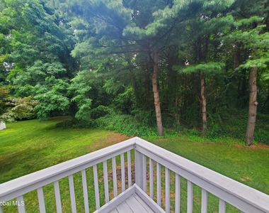 7318 Vic Court - Photo Thumbnail 11