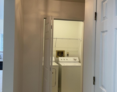 7318 Vic Court - Photo Thumbnail 1