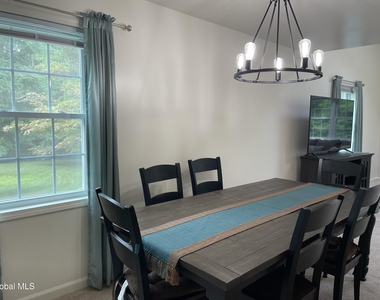 7318 Vic Court - Photo Thumbnail 5