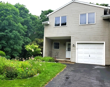 7318 Vic Court - Photo Thumbnail 19