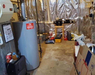 7318 Vic Court - Photo Thumbnail 16