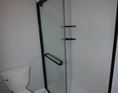 128 Milton Avenue - Photo Thumbnail 6