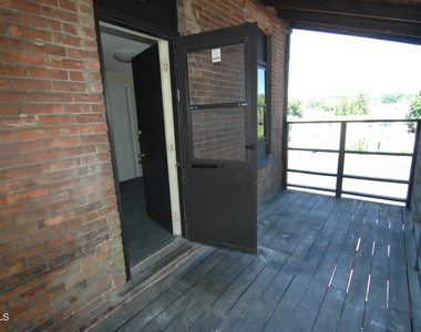 128 Milton Avenue - Photo Thumbnail 14