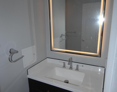 128 Milton Avenue - Photo Thumbnail 5
