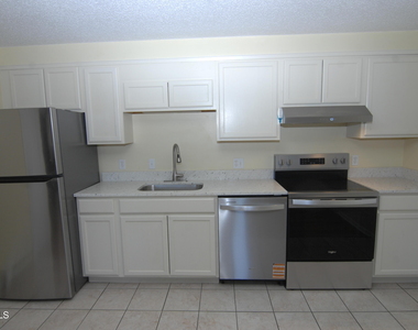 128 Milton Avenue - Photo Thumbnail 1