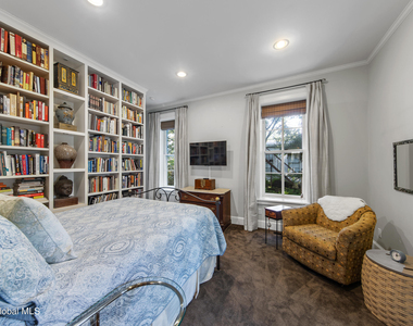 21 Park Place - Photo Thumbnail 13