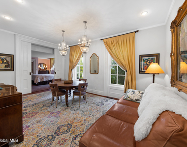 21 Park Place - Photo Thumbnail 9