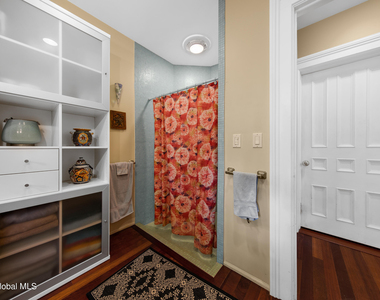21 Park Place - Photo Thumbnail 18