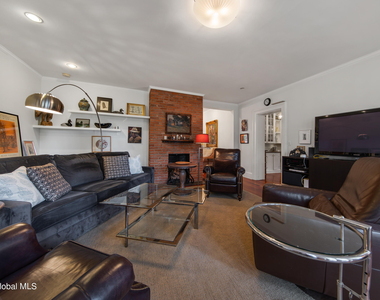 21 Park Place - Photo Thumbnail 1