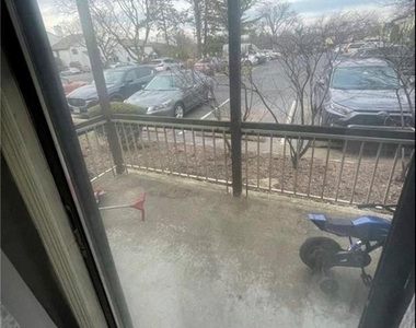 103 Woodbridge Common - Photo Thumbnail 7