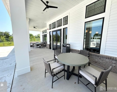 2208 Jacob Francis Way - Photo Thumbnail 12