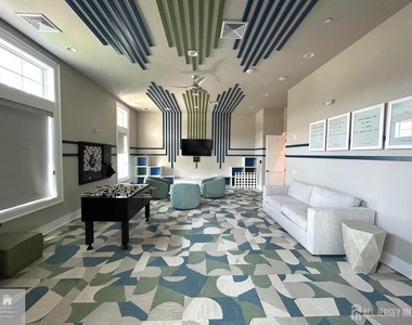 2208 Jacob Francis Way - Photo Thumbnail 6