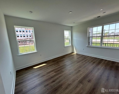 2208 Jacob Francis Way - Photo Thumbnail 23