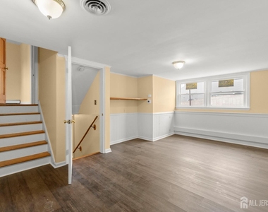 762 762 Valley St Street - Photo Thumbnail 20