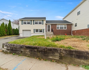 762 762 Valley St Street - Photo Thumbnail 1