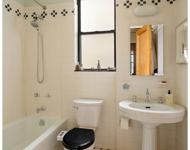 175 E 79th Street - Photo Thumbnail 10
