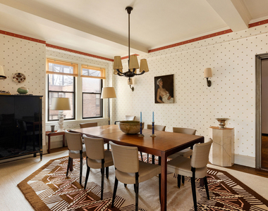 175 E 79th Street - Photo Thumbnail 3