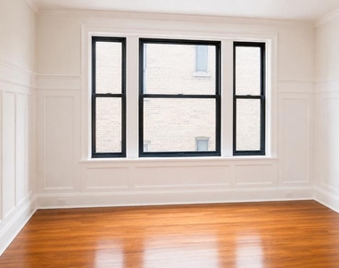 550 Riverside Drive - Photo Thumbnail 2
