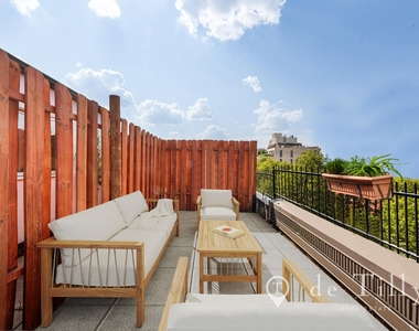 536 Henry Street - Photo Thumbnail 19