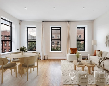 536 Henry Street - Photo Thumbnail 6