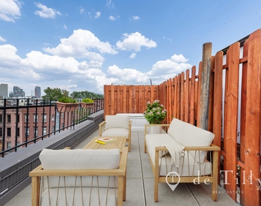 536 Henry Street - Photo Thumbnail 18