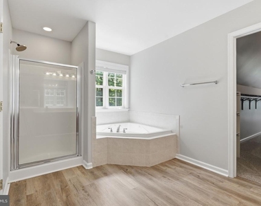 100 Spyglass Lane - Photo Thumbnail 22
