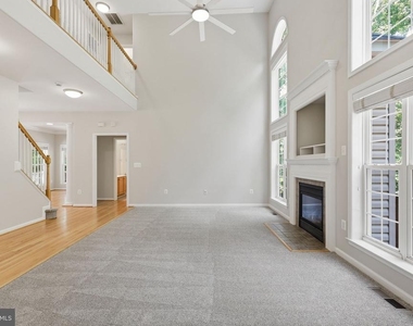 100 Spyglass Lane - Photo Thumbnail 13