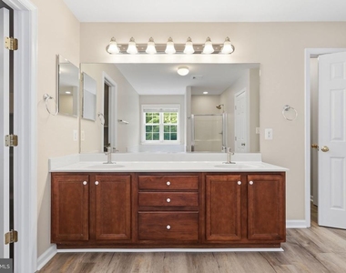 100 Spyglass Lane - Photo Thumbnail 23