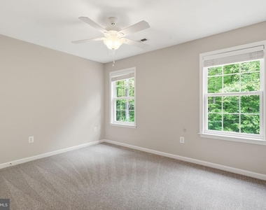 100 Spyglass Lane - Photo Thumbnail 34